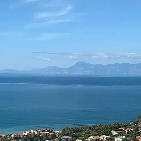 Stella Del Cilento *